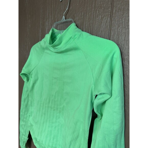 Free People Lime Green FP MOVEMENT Offside Layer Base Crop Top Stretch NWOT M/L - Picture 4 of 5